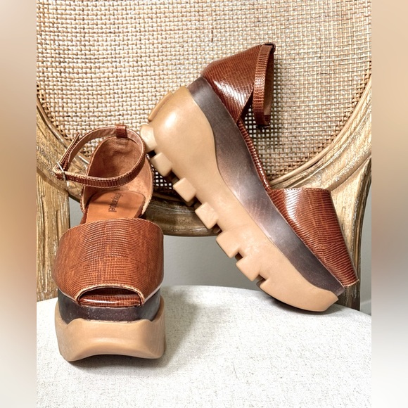 Jeffrey Campbell Fuse Lizard Print Leather Flatform Sandal • 8.5 • Caramel - Picture 1 of 10